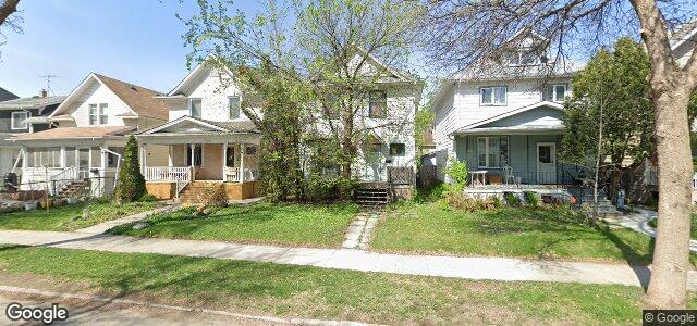 708 Banning Street（加拿大曼尼托巴省溫尼伯市）房屋照片