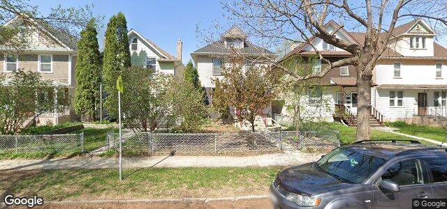 722 Banning Street（加拿大曼尼托巴省溫尼伯市）房屋照片