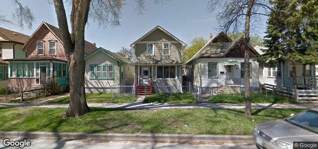 Photo of 872 Lipton Street in Winnipeg, Manitoba