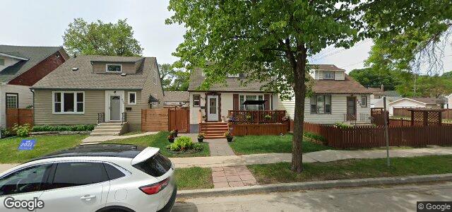 884 Banning Street（加拿大曼尼托巴省溫尼伯市）房屋照片