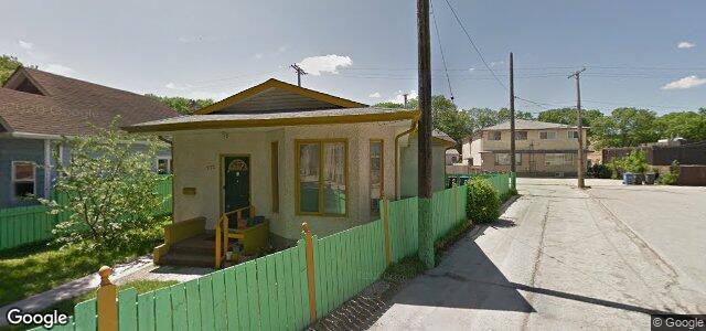 Photo of 972 Lipton Street in Winnipeg, Manitoba