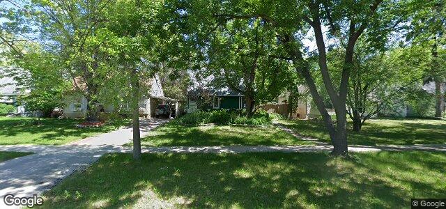 325 Sharp Boulevard（加拿大曼尼托巴省溫尼伯市）房屋照片