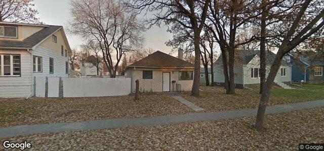 Larawan ng 355 Woodlawn Street sa Winnipeg, Manitoba