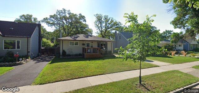 423 Lyle Street（加拿大曼尼托巴省溫尼伯市）房屋照片