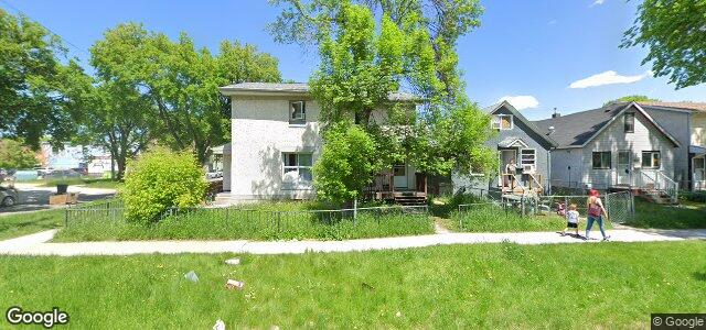 531 Flora Avenue（加拿大曼尼托巴省溫尼伯市）房屋照片