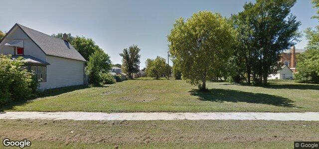 554 Flora Avenue（加拿大曼尼托巴省溫尼伯市）房屋照片