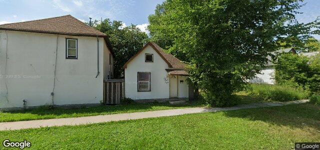 670 Flora Avenue（加拿大曼尼托巴省溫尼伯市）房屋照片