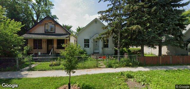 678 Flora Avenue（加拿大曼尼托巴省溫尼伯市）房屋照片