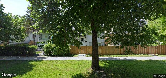 Larawan ng 718 Stella Avenue sa Winnipeg, Manitoba