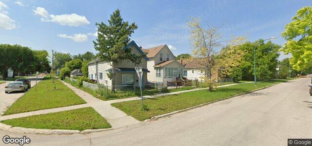 Photo of 744 Flora Avenue in Winnipeg, Manitoba