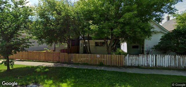 Photo of 788 Flora Avenue in Winnipeg, Manitoba