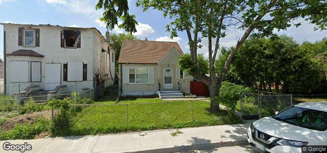 828 Selkirk Avenue（加拿大曼尼托巴省溫尼伯市）房屋照片