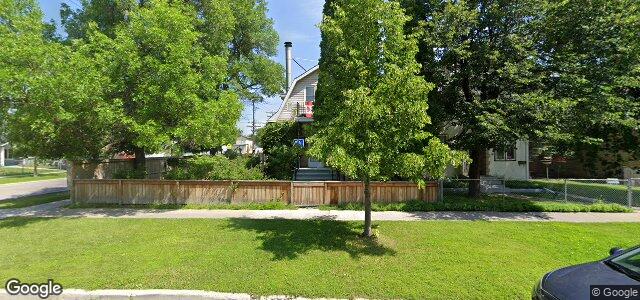 857 Flora Avenue（加拿大曼尼托巴省溫尼伯市）房屋照片