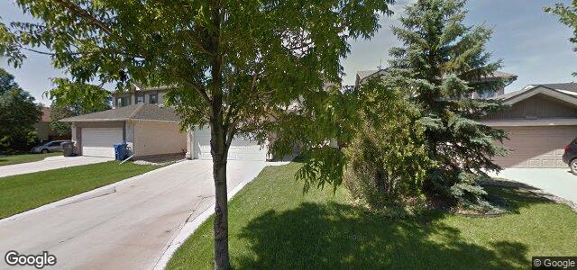Larawan ng 135 Eaglemere Drive sa Winnipeg, Manitoba