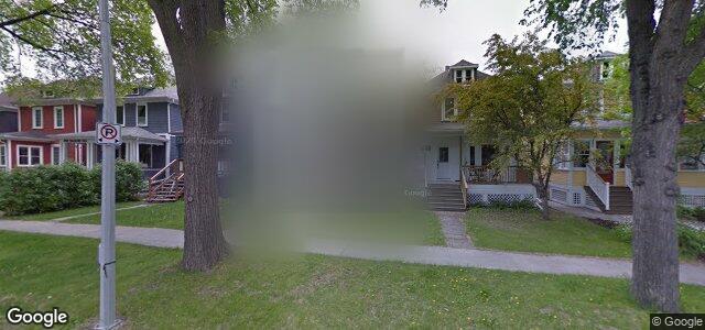 694 Warsaw Avenue（加拿大曼尼托巴省溫尼伯市）房屋照片