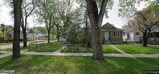 Larawan ng 764 Warsaw Avenue sa Winnipeg, Manitoba
