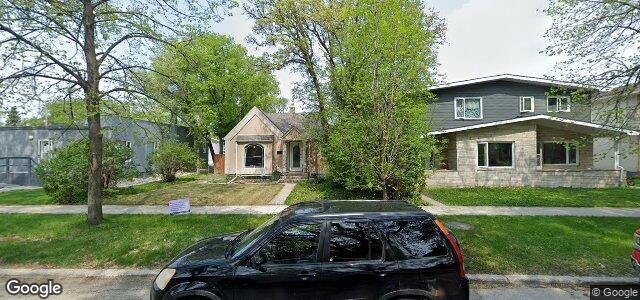 Photo of 877 Fleet Avenue in Winnipeg, Manitoba