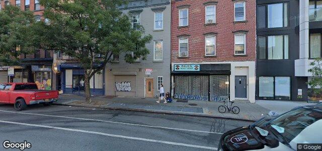 1002 Manhattan Avenue（加拿大曼尼托巴省溫尼伯市）房屋照片