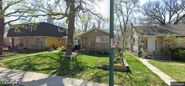Photo of 114 Elm Park Road in Winnipeg, Manitoba