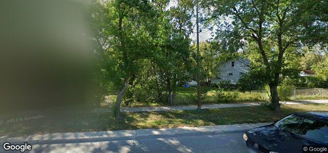 692 St Mary'S Road（加拿大曼尼托巴省溫尼伯市）房屋照片