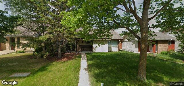 102 Woodfield Bay（加拿大曼尼托巴省溫尼伯市）房屋照片