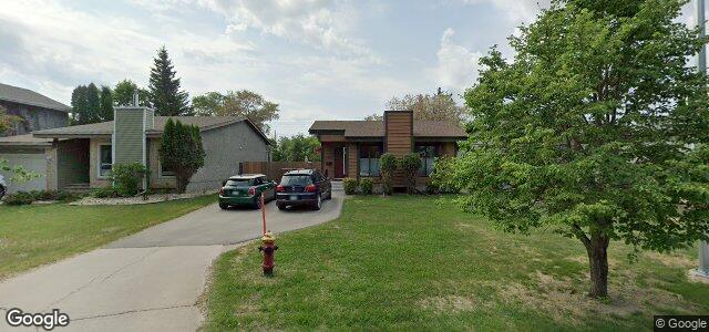 133 Woodview Bay（加拿大曼尼托巴省溫尼伯市）房屋照片