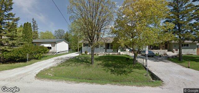 Photo of 581 Elmhurst Road in Winnipeg, Manitoba