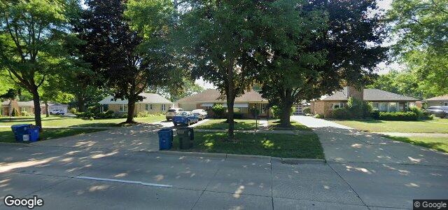 703 Elmhurst Road（加拿大曼尼托巴省溫尼伯市）房屋照片