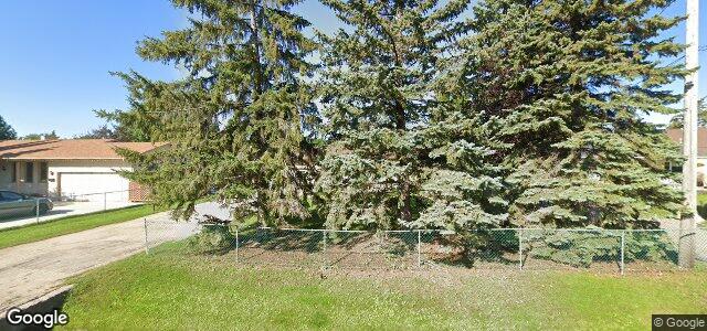 Photo of 716 Laxdal Road in Winnipeg, Manitoba