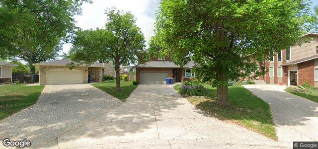 75 Brittany Drive（加拿大曼尼托巴省溫尼伯市）房屋照片