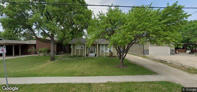 880 Elmhurst Road（加拿大曼尼托巴省溫尼伯市）房屋照片
