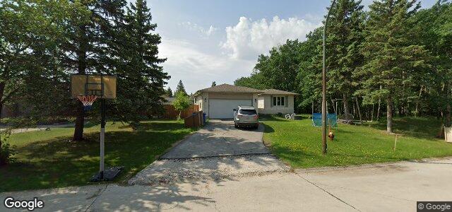 Photo of 22 Alenbrook Bay in Winnipeg, Manitoba