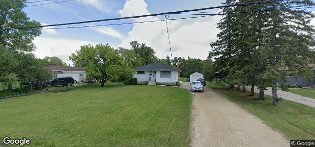 Photo of 657 Harstone Road in Winnipeg, Manitoba