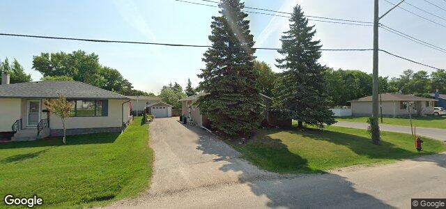 711 Oakdale Drive（加拿大曼尼托巴省溫尼伯市）房屋照片