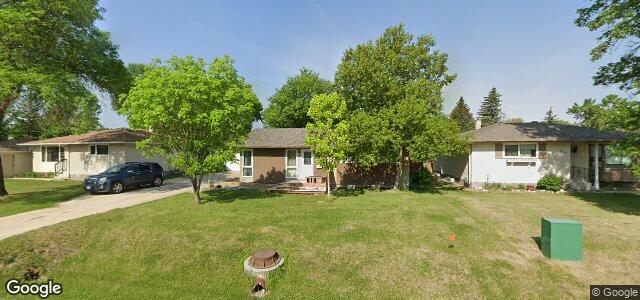 818 Oakdale Drive（加拿大曼尼托巴省溫尼伯市）房屋照片