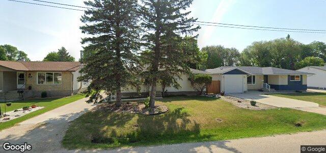 823 Oakdale Drive（加拿大曼尼托巴省溫尼伯市）房屋照片