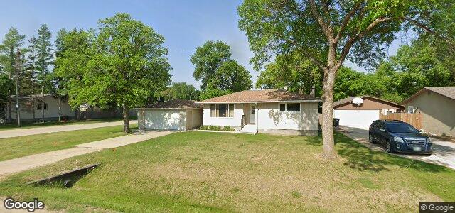 824 Oakdale Drive（加拿大曼尼托巴省溫尼伯市）房屋照片