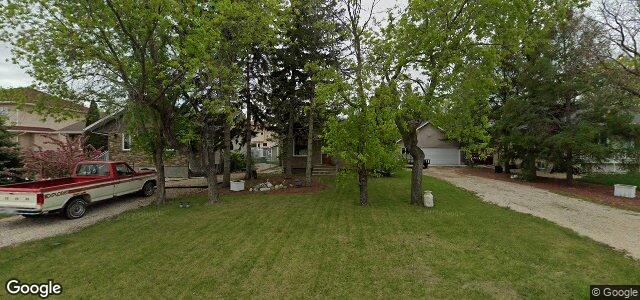 1118 Lee Boulevard（加拿大曼尼托巴省温尼伯市）房屋照片