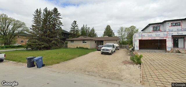 1121 Lee Boulevard（加拿大曼尼托巴省溫尼伯市）房屋照片