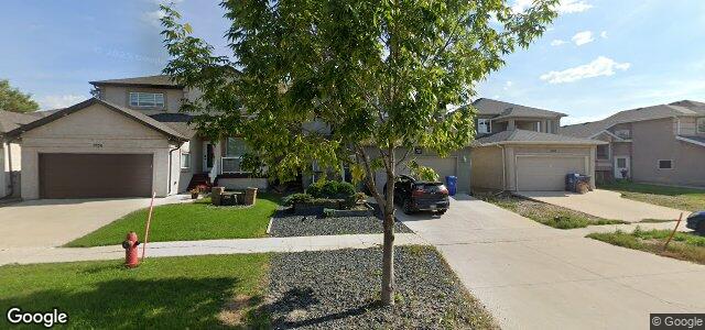 Photo of 1210 Lee Boulevard in Winnipeg, Manitoba