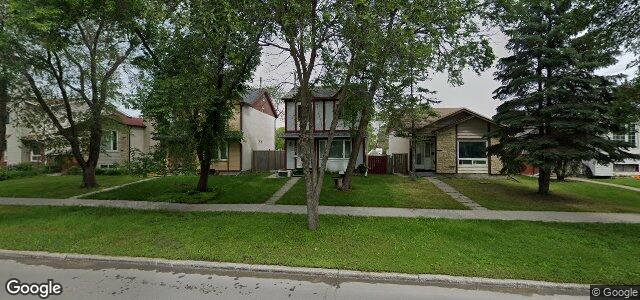 131 Dalhousie Drive（加拿大曼尼托巴省溫尼伯市）房屋照片