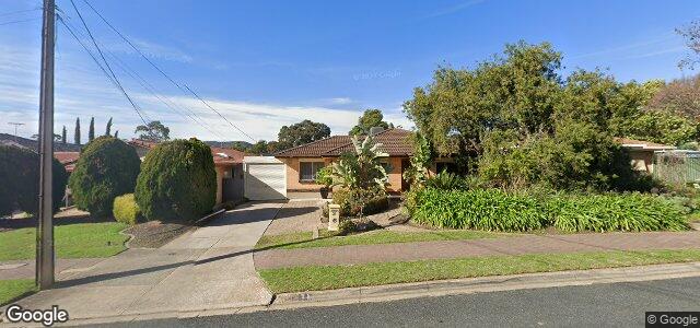 Photo of 31 Leeds Avenue in Winnipeg, Manitoba