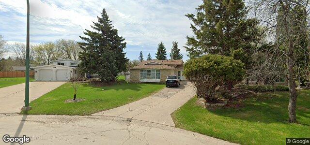 Larawan ng 54 St Edmund'S Bay sa Winnipeg, Manitoba