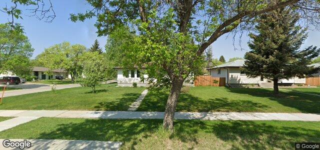 Photo of 624 Dalhousie Drive in Winnipeg, Manitoba