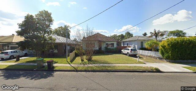 Photo of 7 Mcmasters Road in Winnipeg, Manitoba