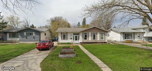 Photo of 87 Acadia Bay in Winnipeg, Manitoba