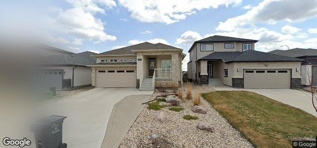 Photo of 155 Bonaventure Drive E in Winnipeg, Manitoba
