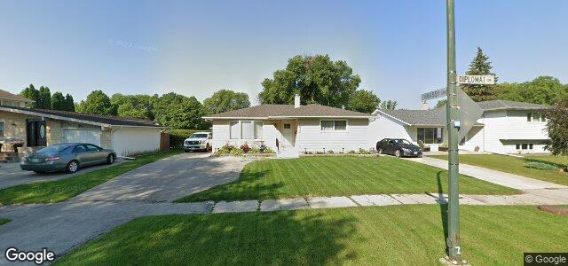 1036 Diplomat Drive（加拿大曼尼托巴省溫尼伯市）房屋照片