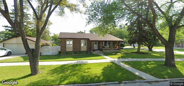 1043 Diplomat Drive（加拿大曼尼托巴省溫尼伯市）房屋照片