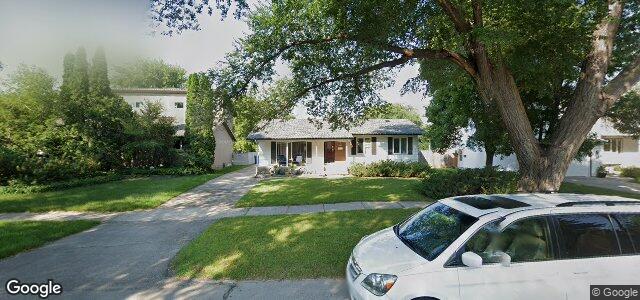 1070 Diplomat Drive（加拿大曼尼托巴省溫尼伯市）房屋照片